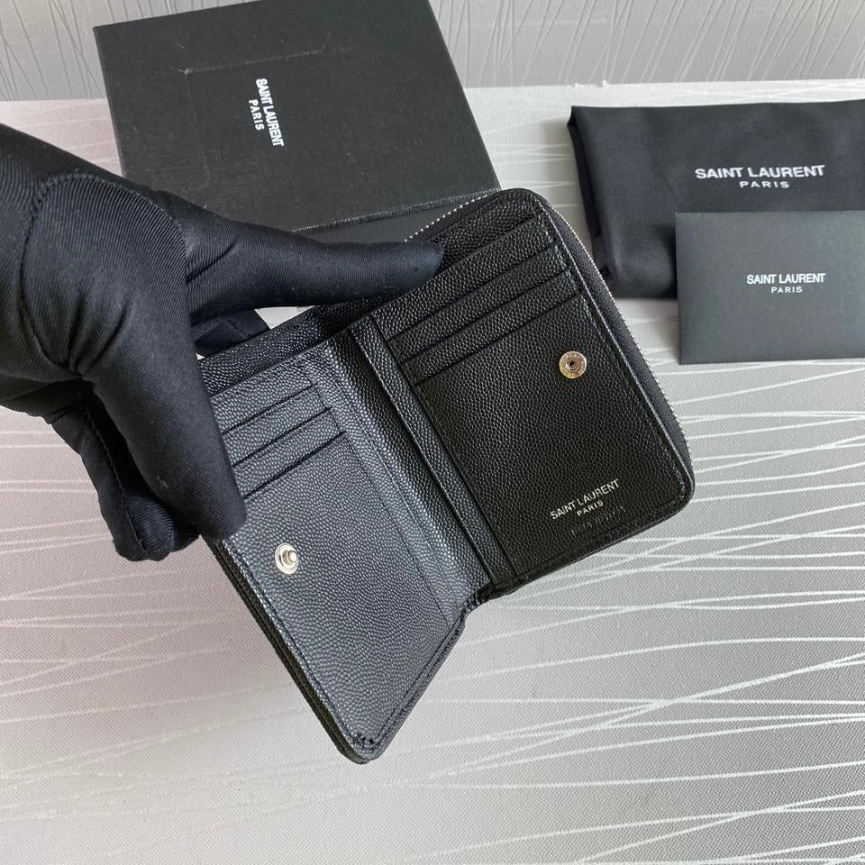 Cartera Y piel color negro