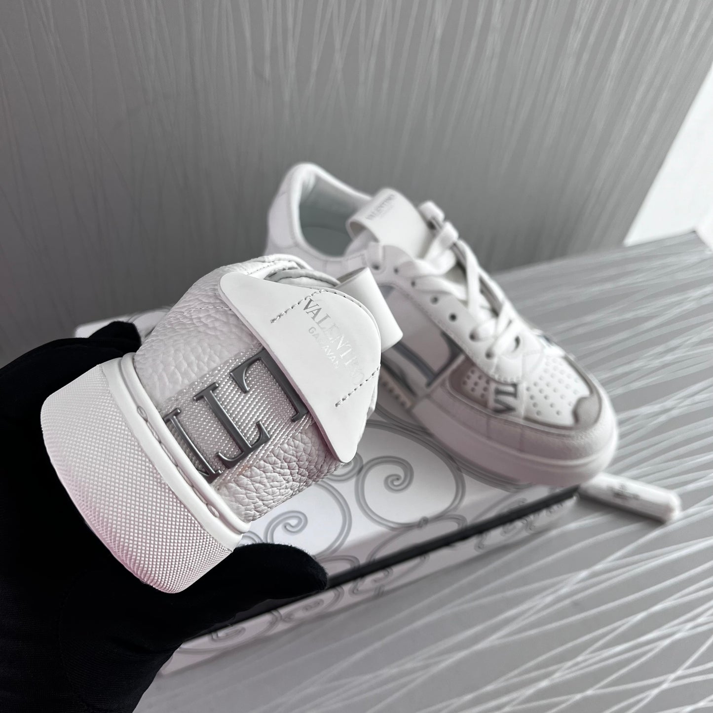 Sneakers V piel Blancos con plata