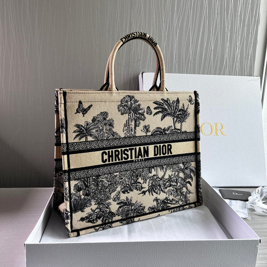 Bolso Y  T-ote B-ook color beige rafia natural en algodón bordado