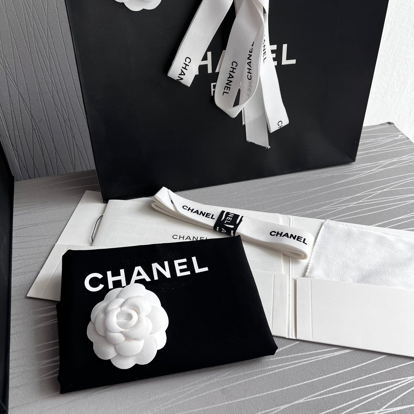 Bolso C 2-5 piel granulada color negro pequeña