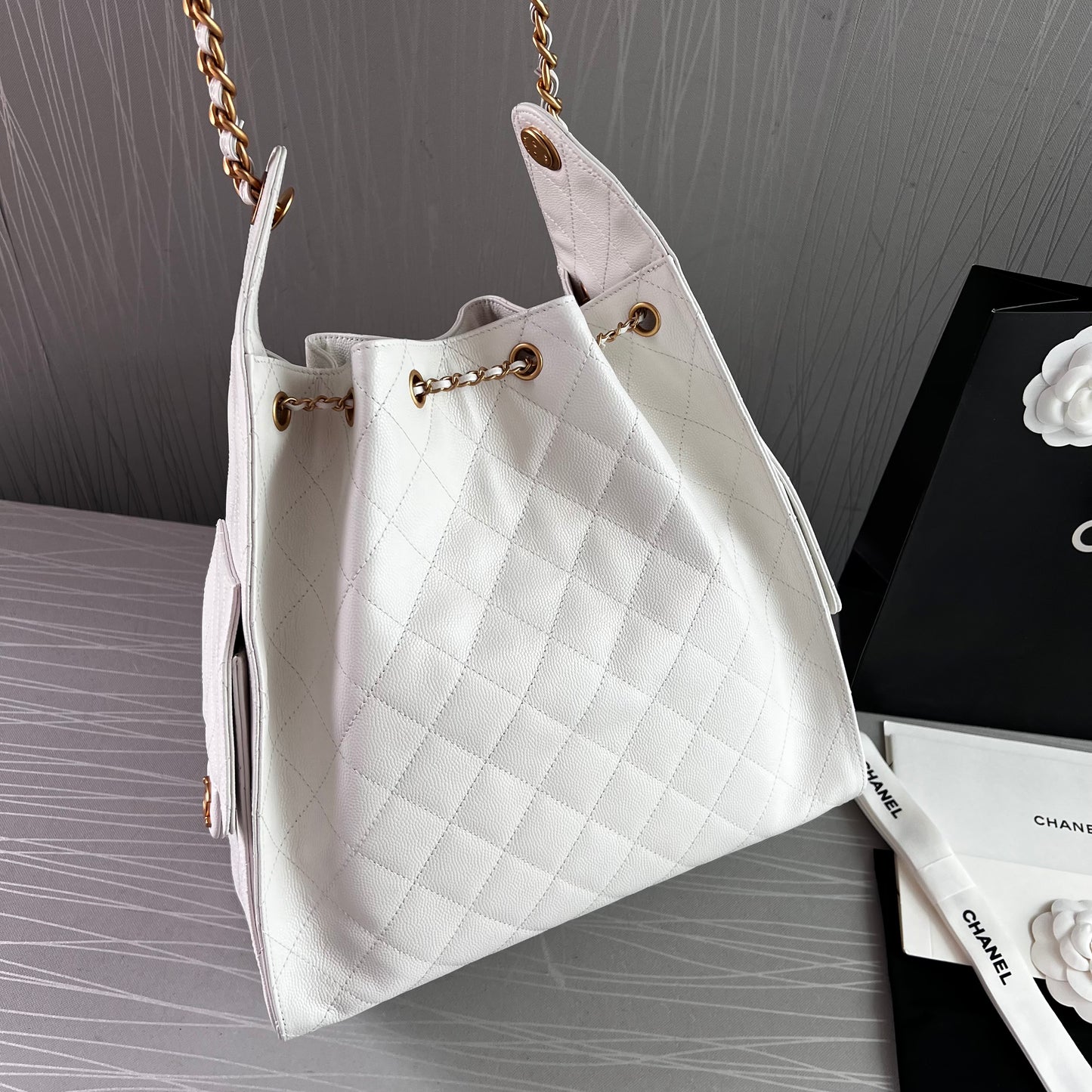 Bolso C hobo piel granulada color blanco
