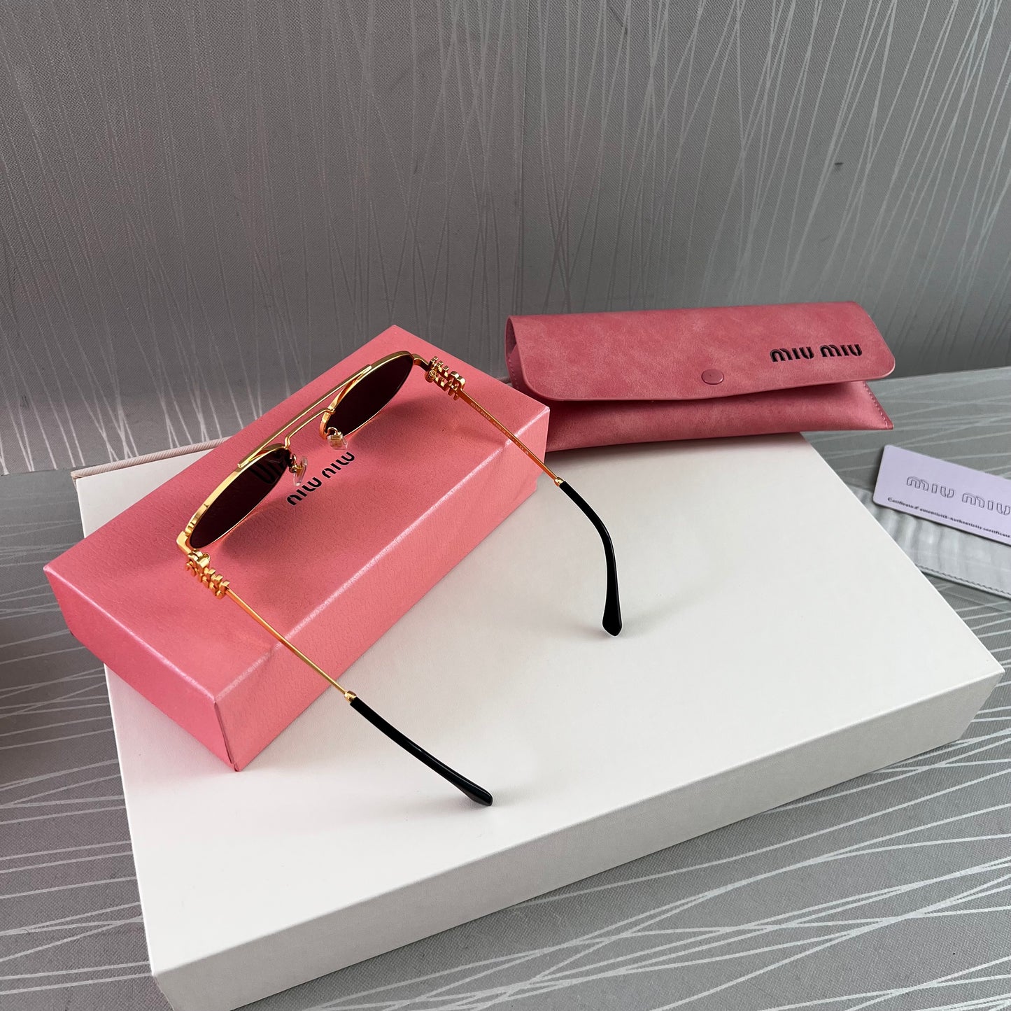 Lentes M negro con dorado