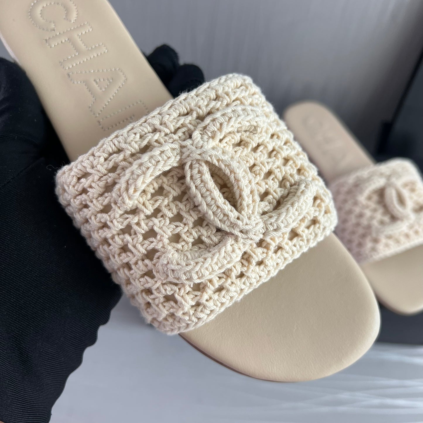 Sandalias C algodón tejido en color beige