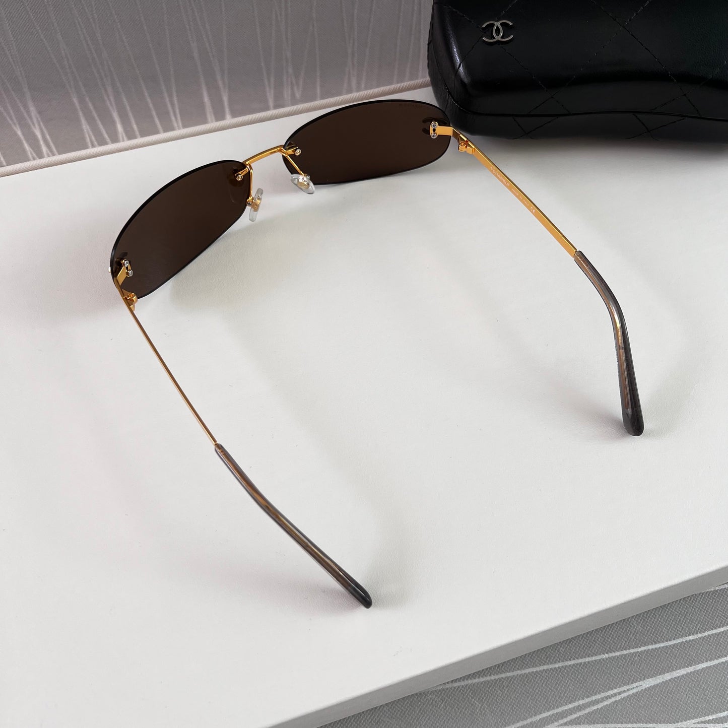 Lentes C color café con dorado