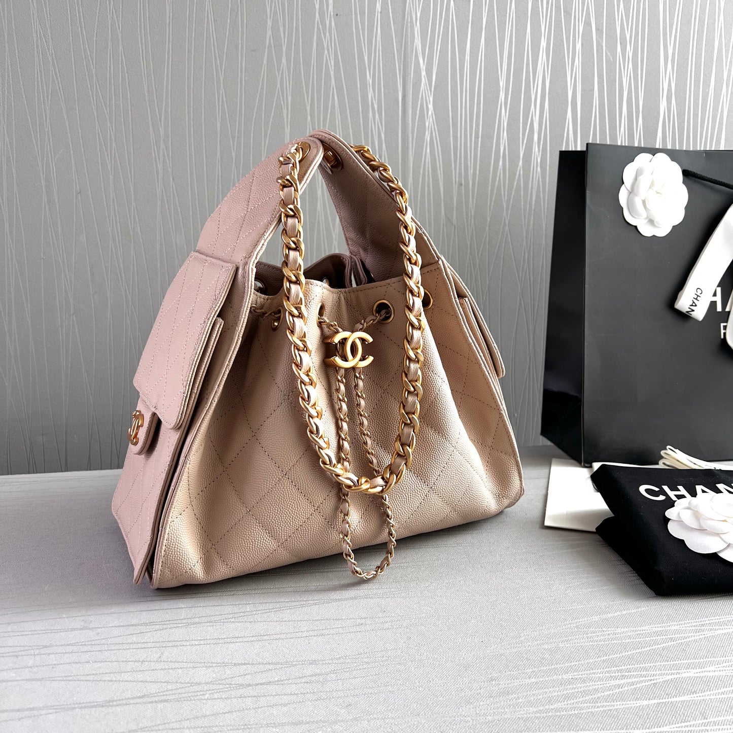 Bolso C piel granulada color beige