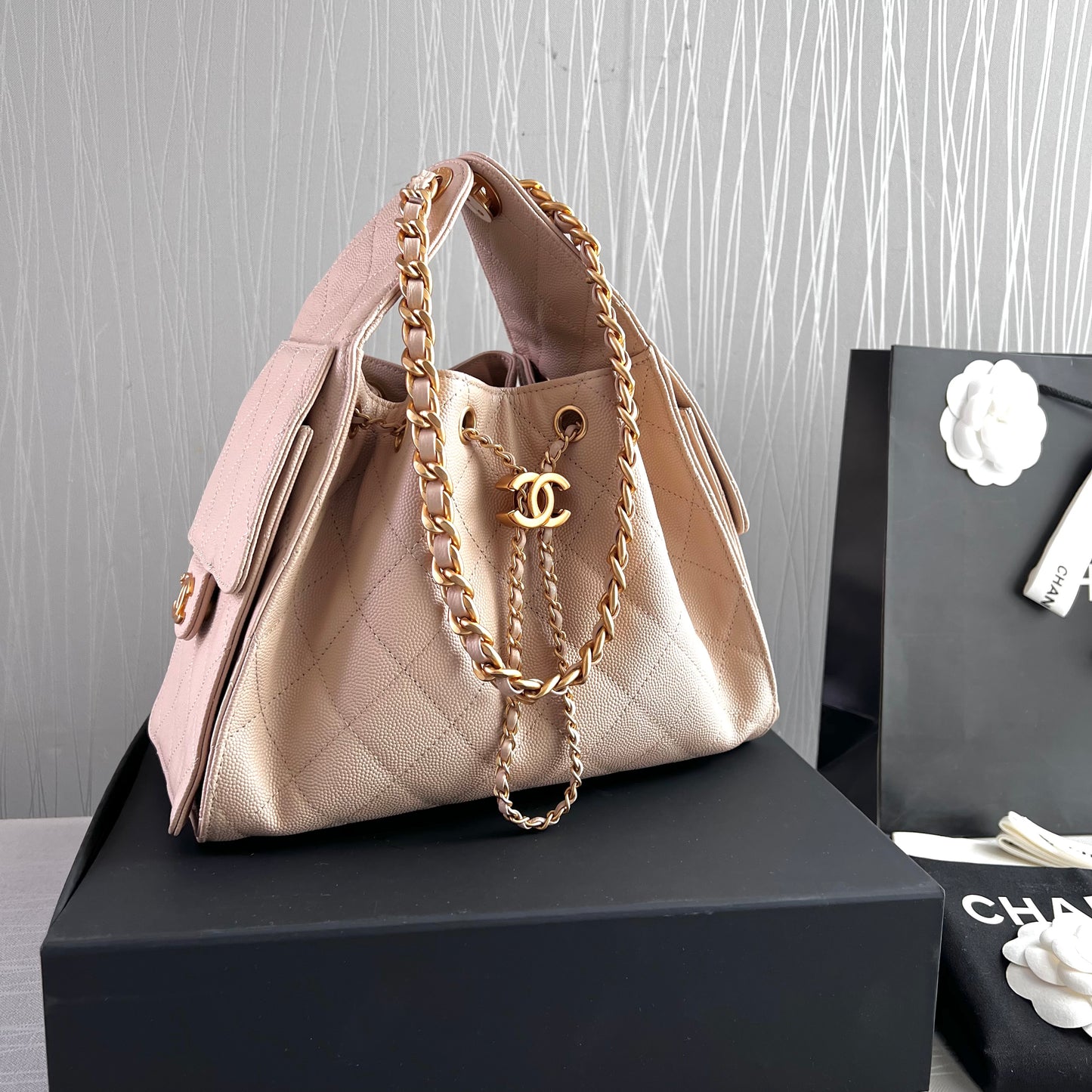 Bolso C piel granulada color beige