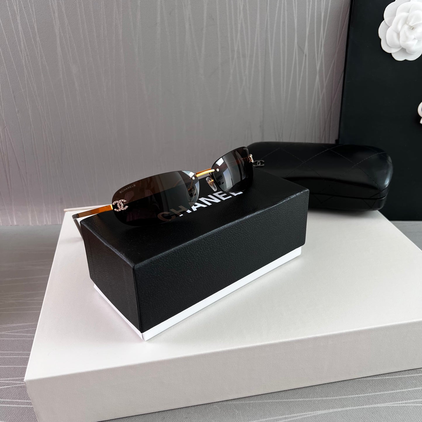 Lentes C color café con dorado