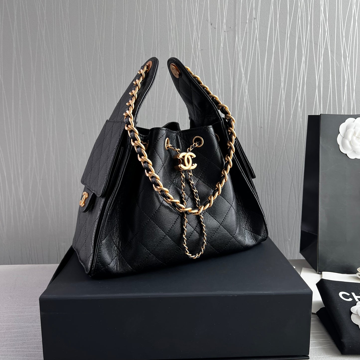 Bolso C 2-5 piel granulada color negro pequeña