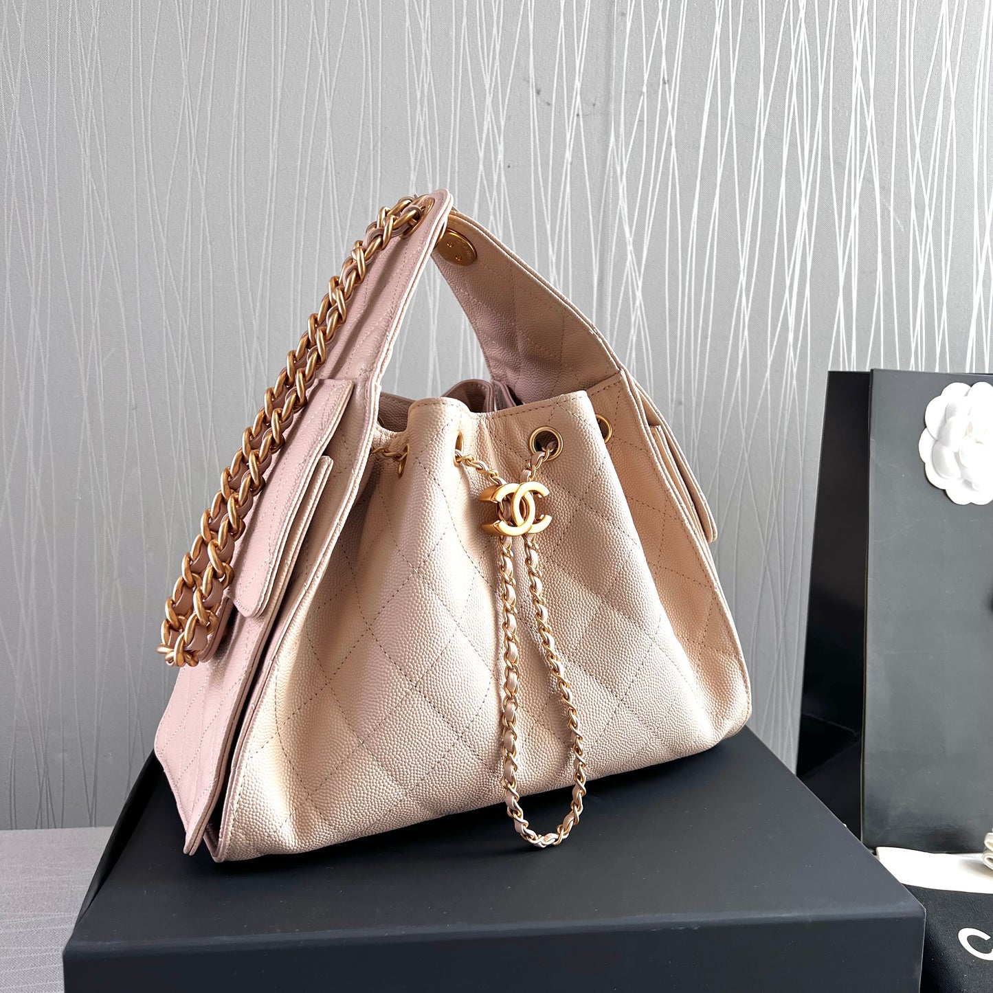 Bolso C piel granulada color beige