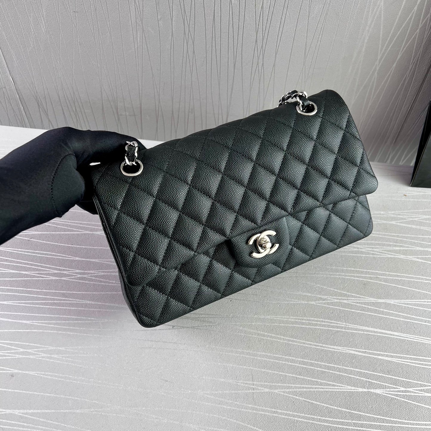 Bolso C piel negra edición limitada