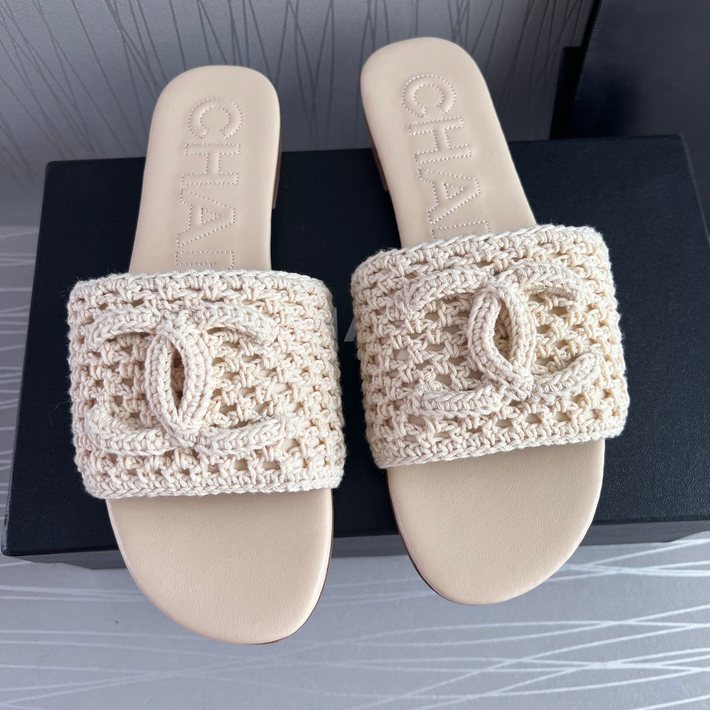 Sandalias C algodón tejido en color beige