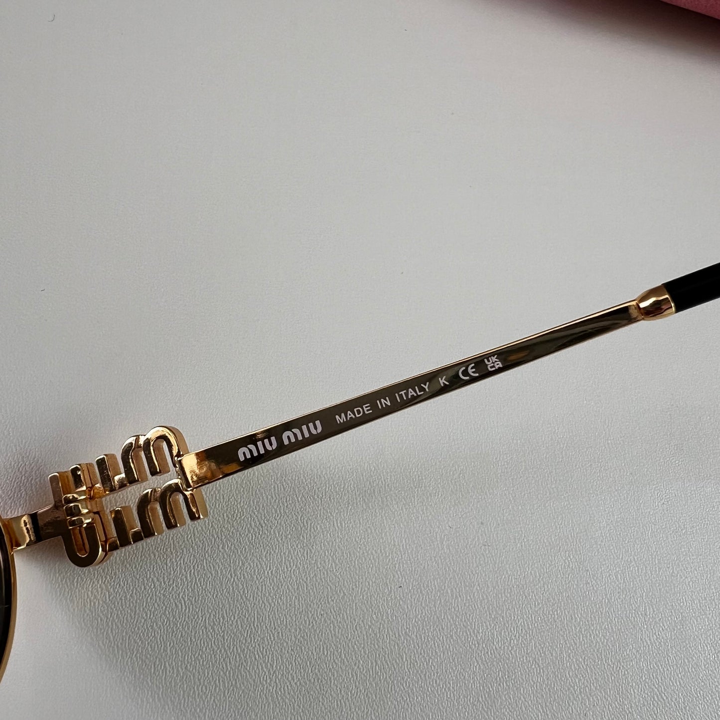 Lentes M negro con dorado