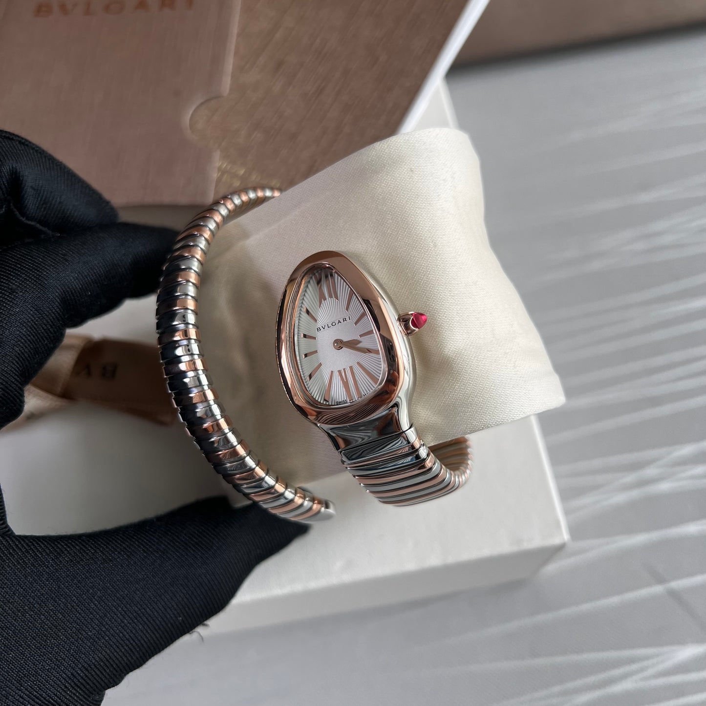 Reloj B brazalete bicolor rosa y plateado
