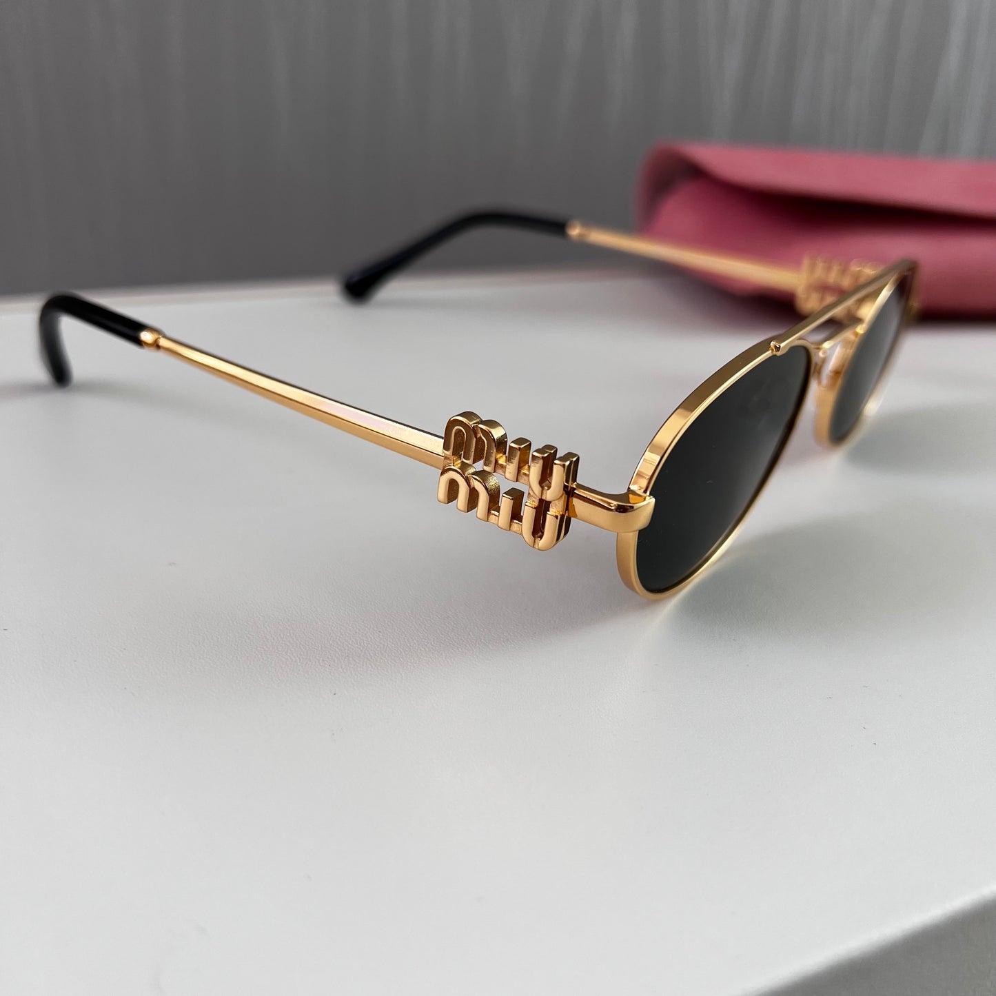 Lentes M negro con dorado
