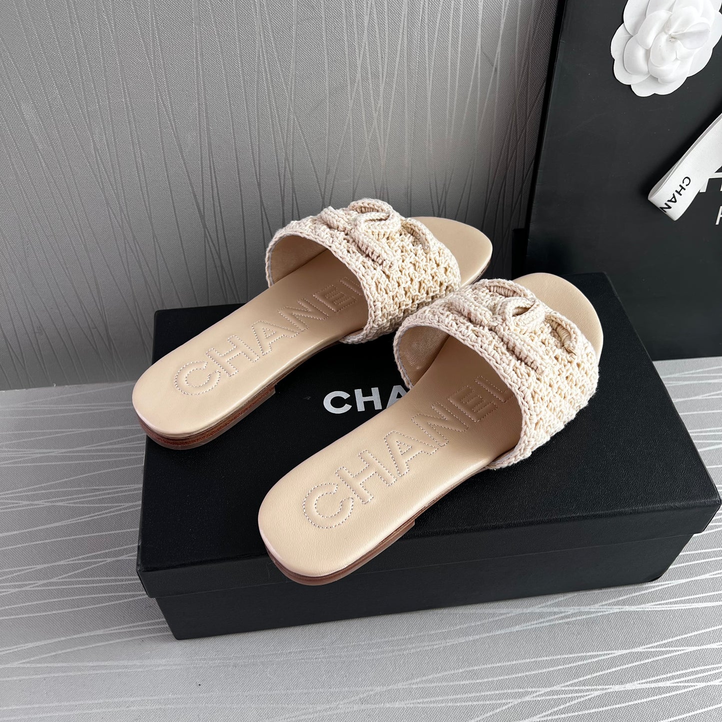 Sandalias C algodón tejido en color beige