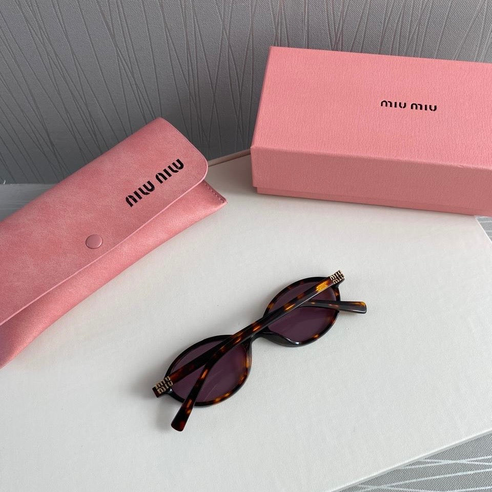 Lentes M en color morado con carey