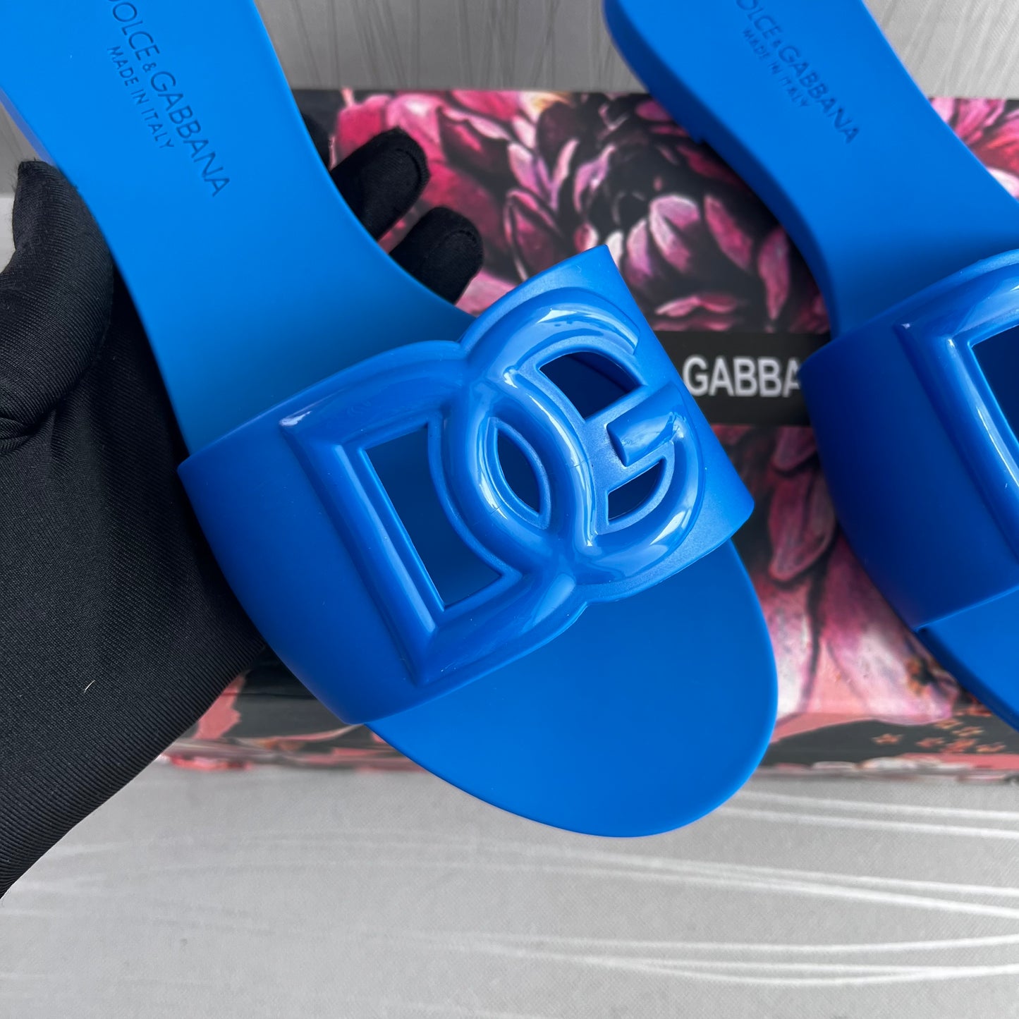 Sandalias D de hule color azul