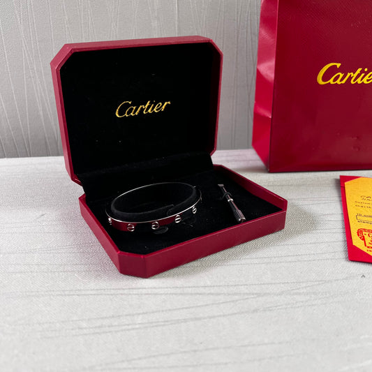 Brazalete C color plata