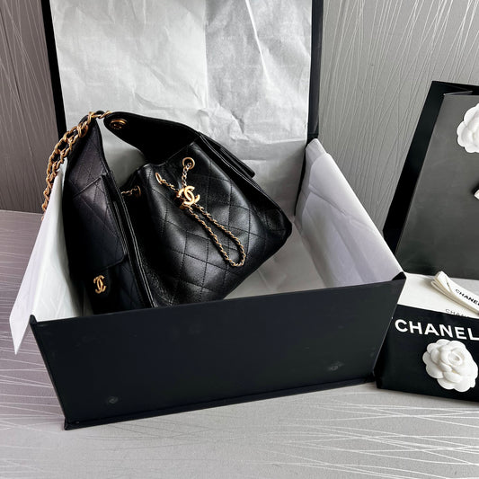 Bolso C 2-5 piel granulada color negro pequeña