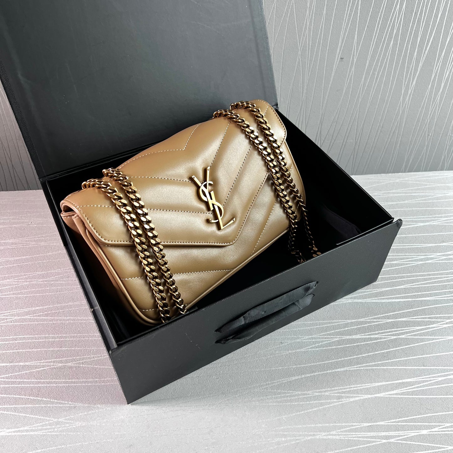 Bolso Y piel acolchada color beige
