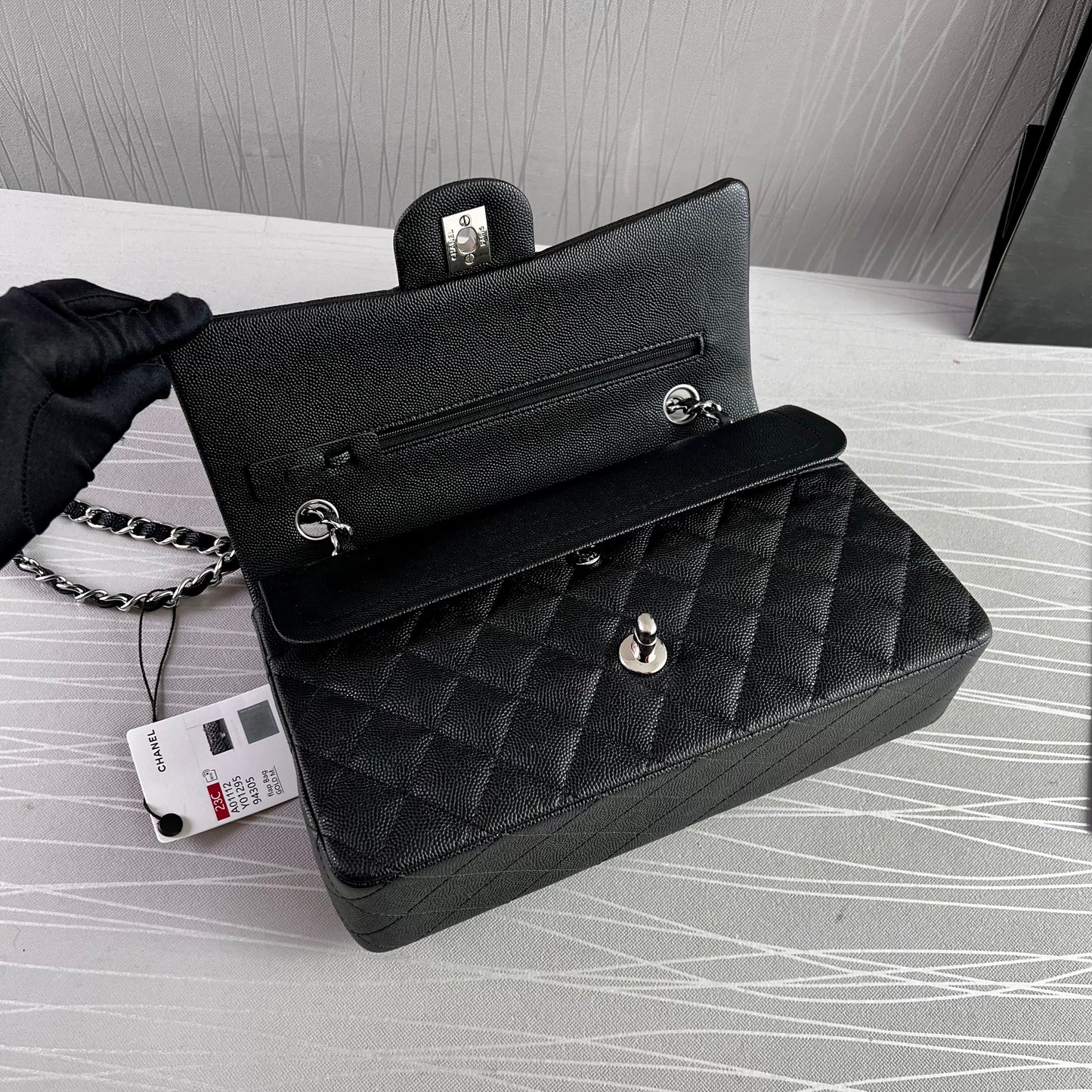 Bolso C piel negra edición limitada