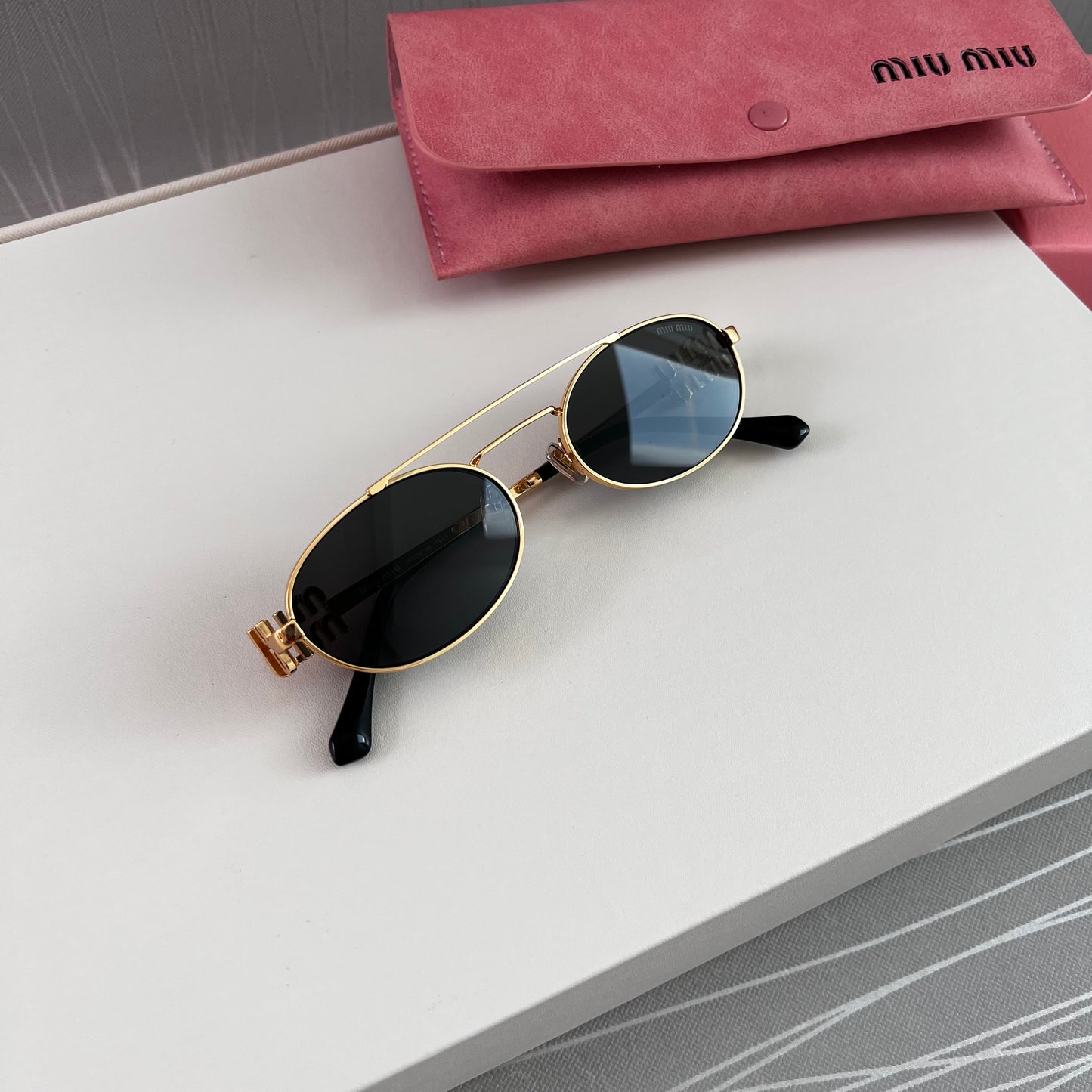Lentes M negro con dorado