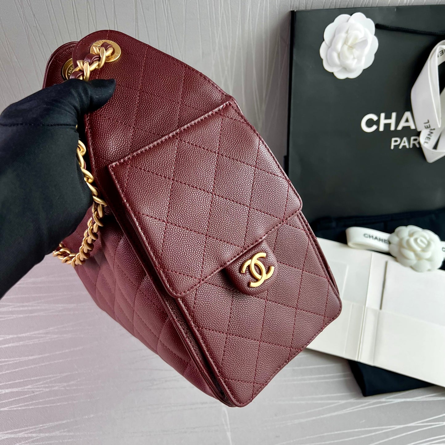 Bolso C 2-5 piel granulada color burdeos