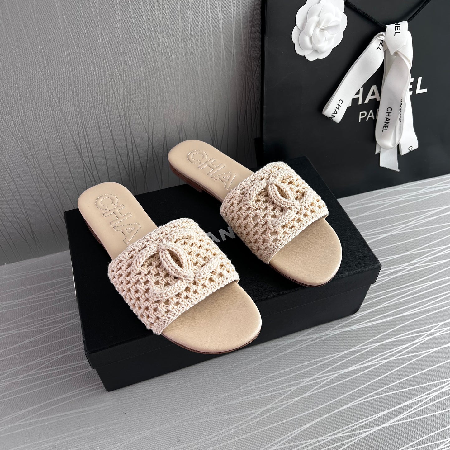 Sandalias C algodón tejido en color beige