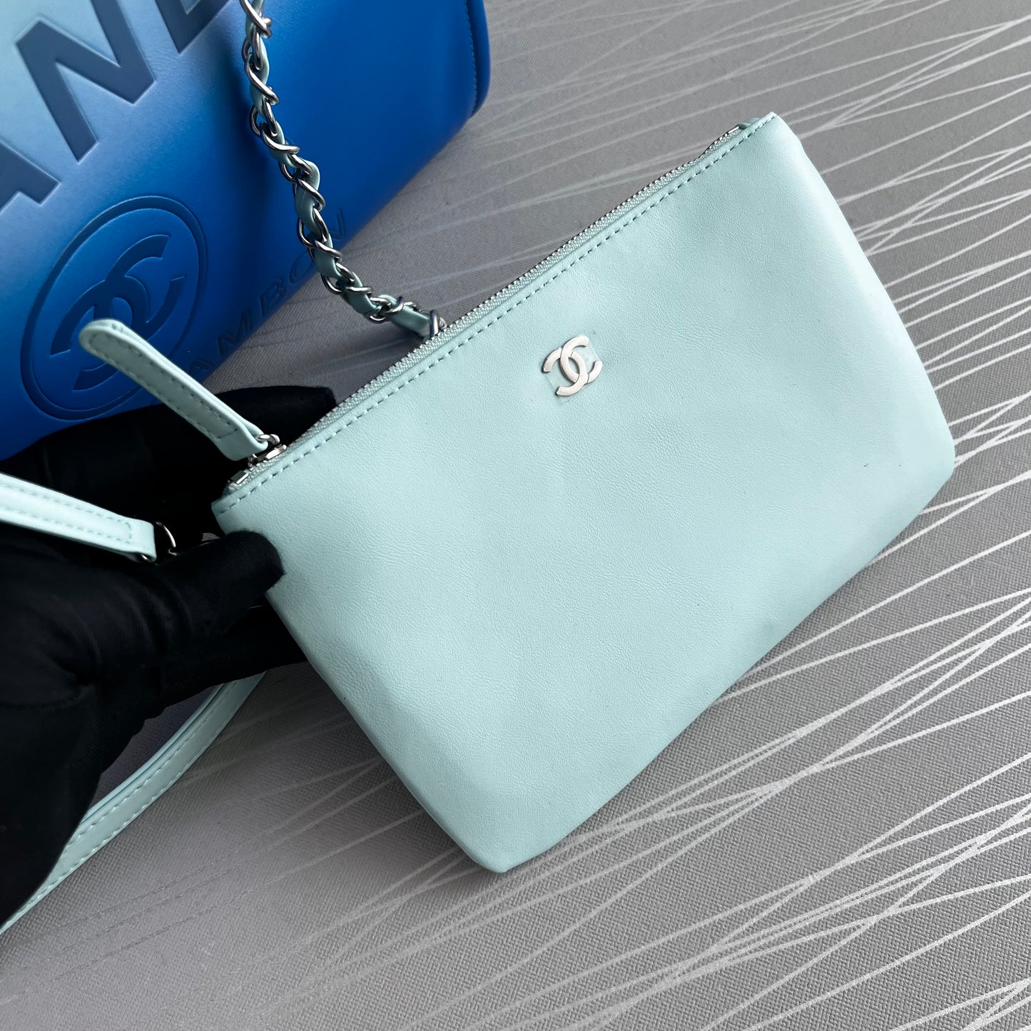 Bolso C Tote color azul bicolor