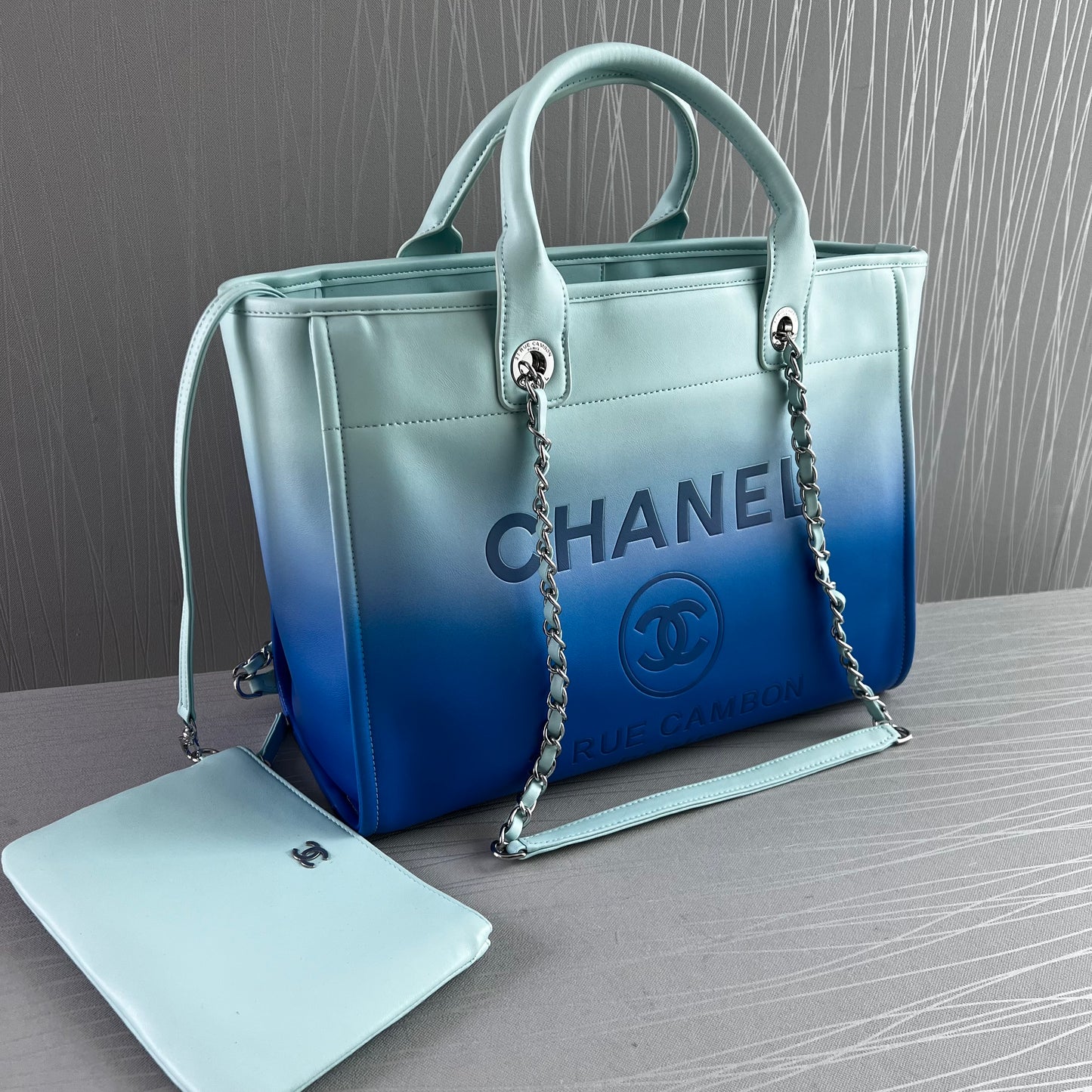 Bolso C Tote color azul bicolor
