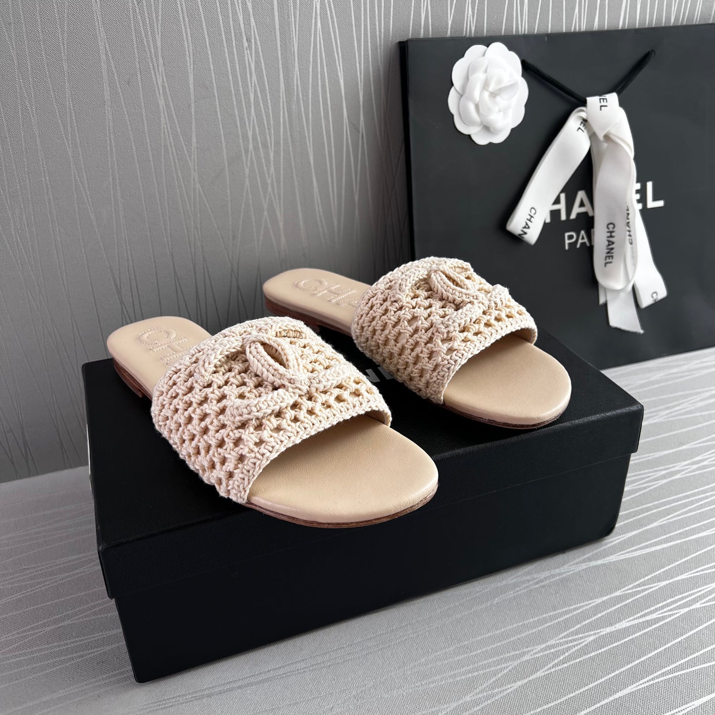 Sandalias C algodón tejido en color beige