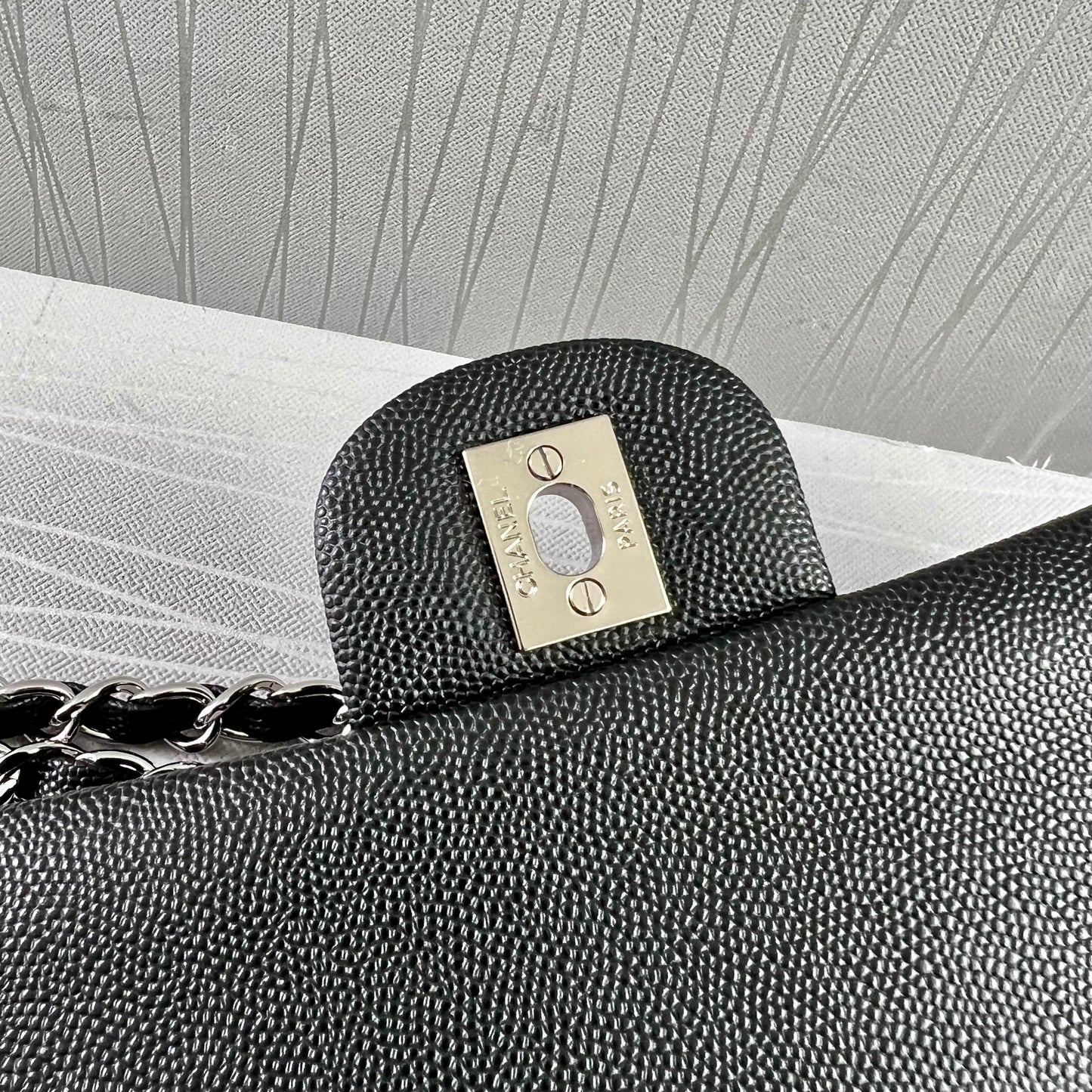 Bolso C piel negra edición limitada