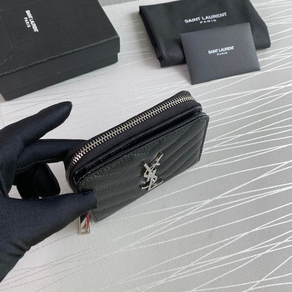 Cartera Y piel color negro