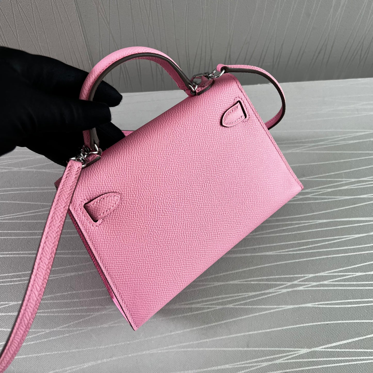 Bolso H piel en color rosa