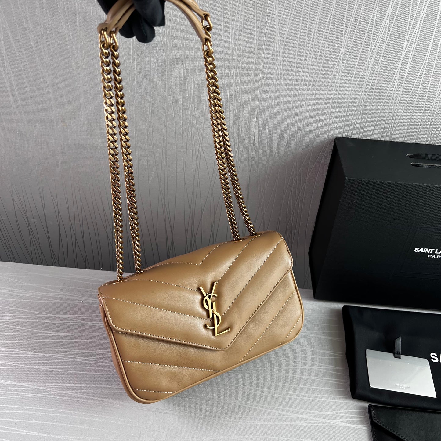 Bolso Y piel acolchada color beige