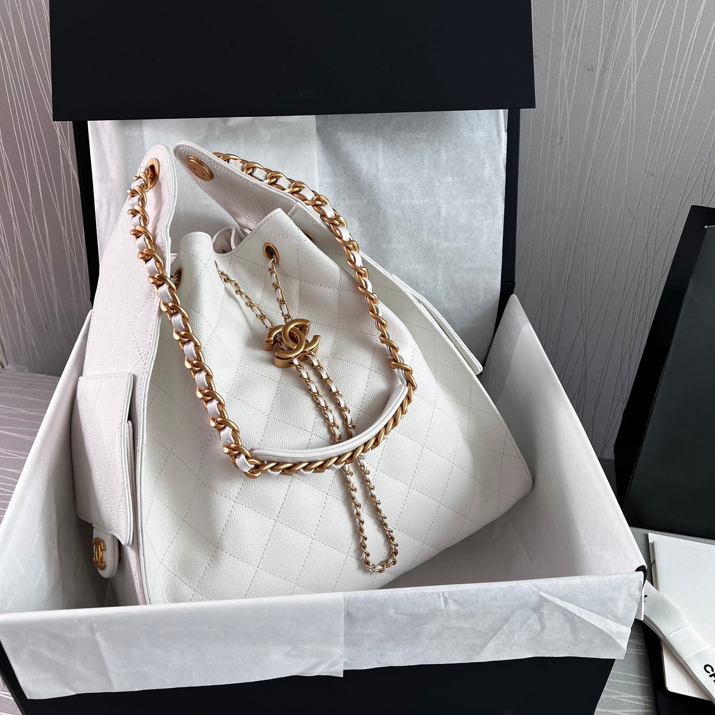 Bolso C hobo piel granulada color blanco