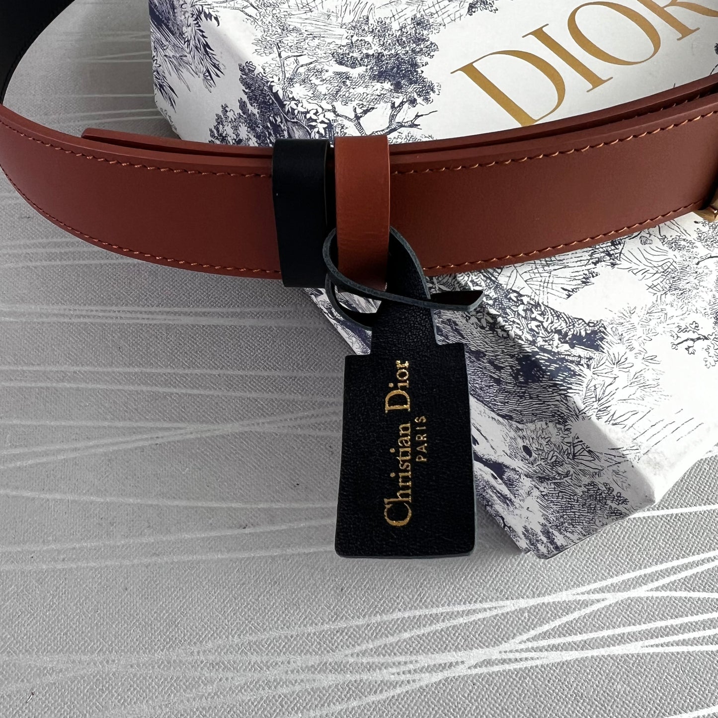 Cinto D reversible negro y camel piel