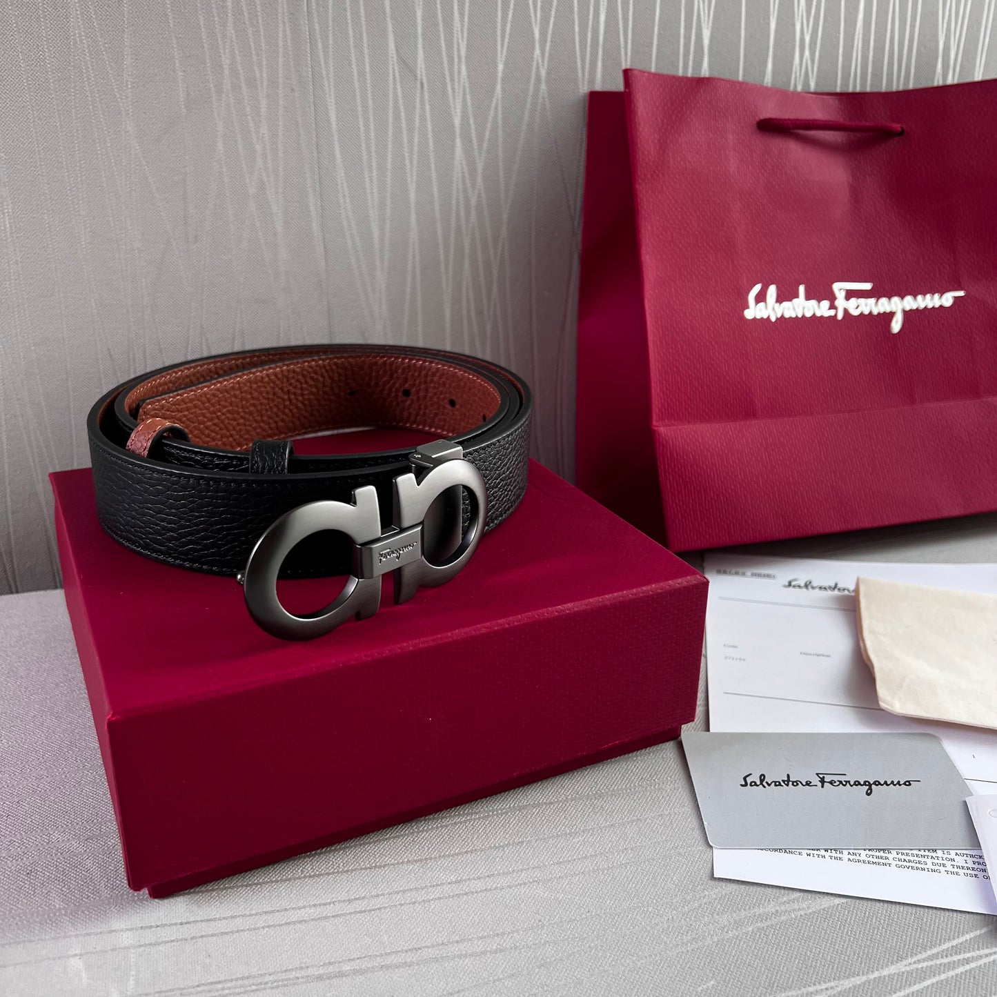 Cinto F-erragamo piel reversible negro y camel