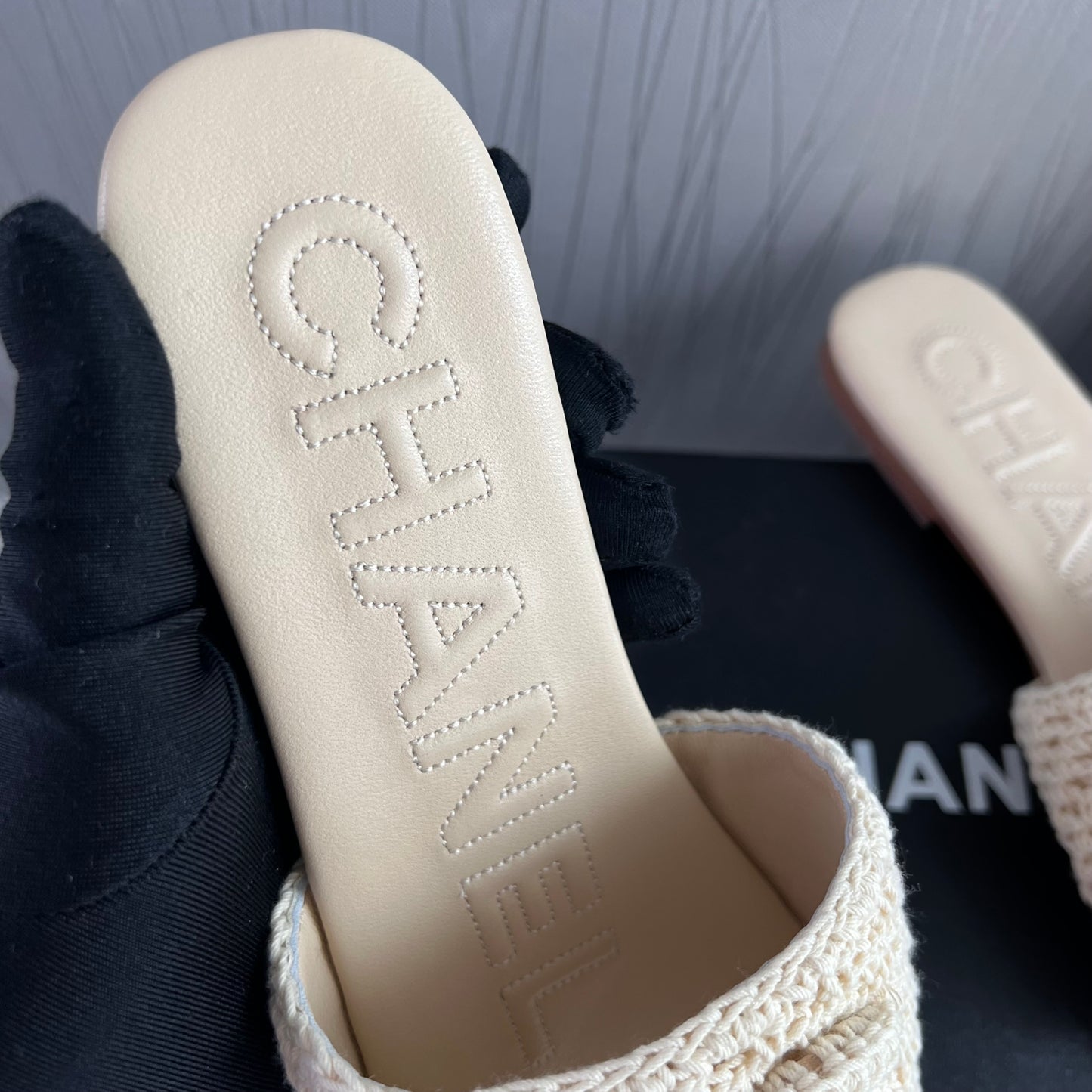 Sandalias C algodón tejido en color beige