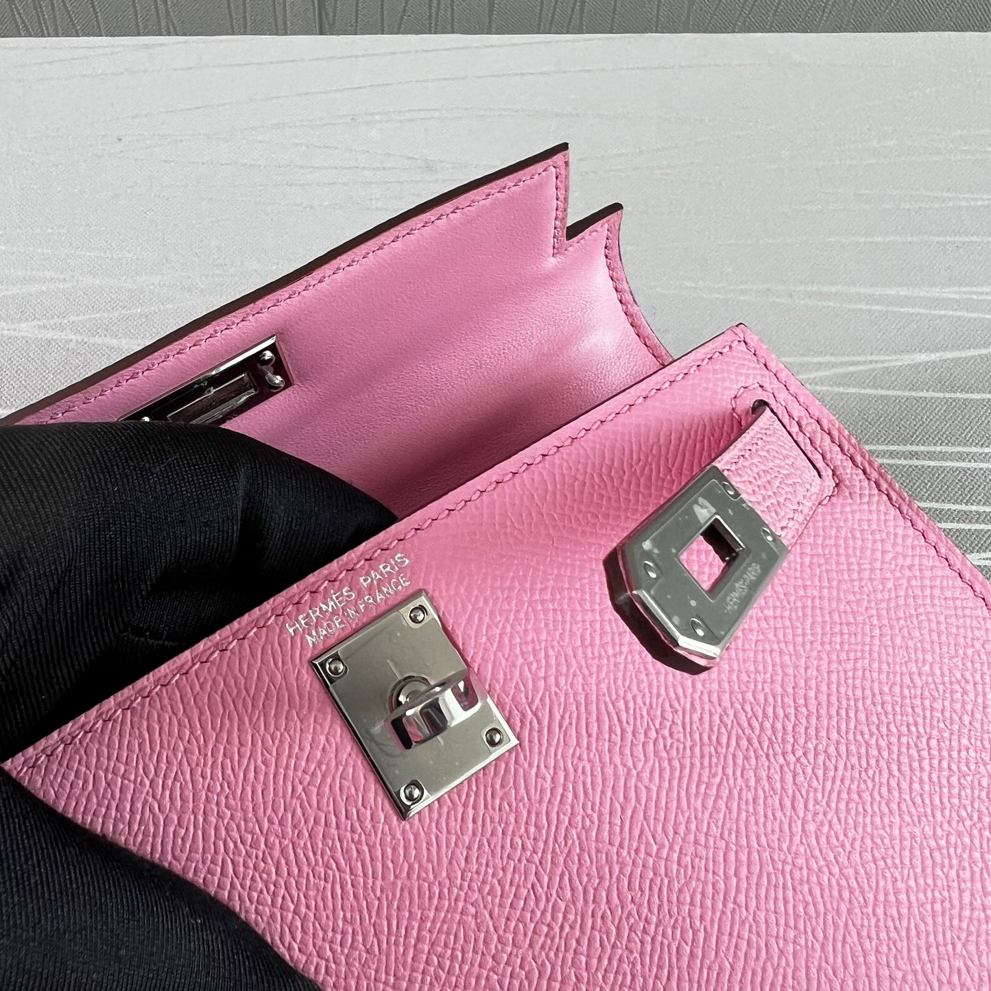 Bolso H piel en color rosa