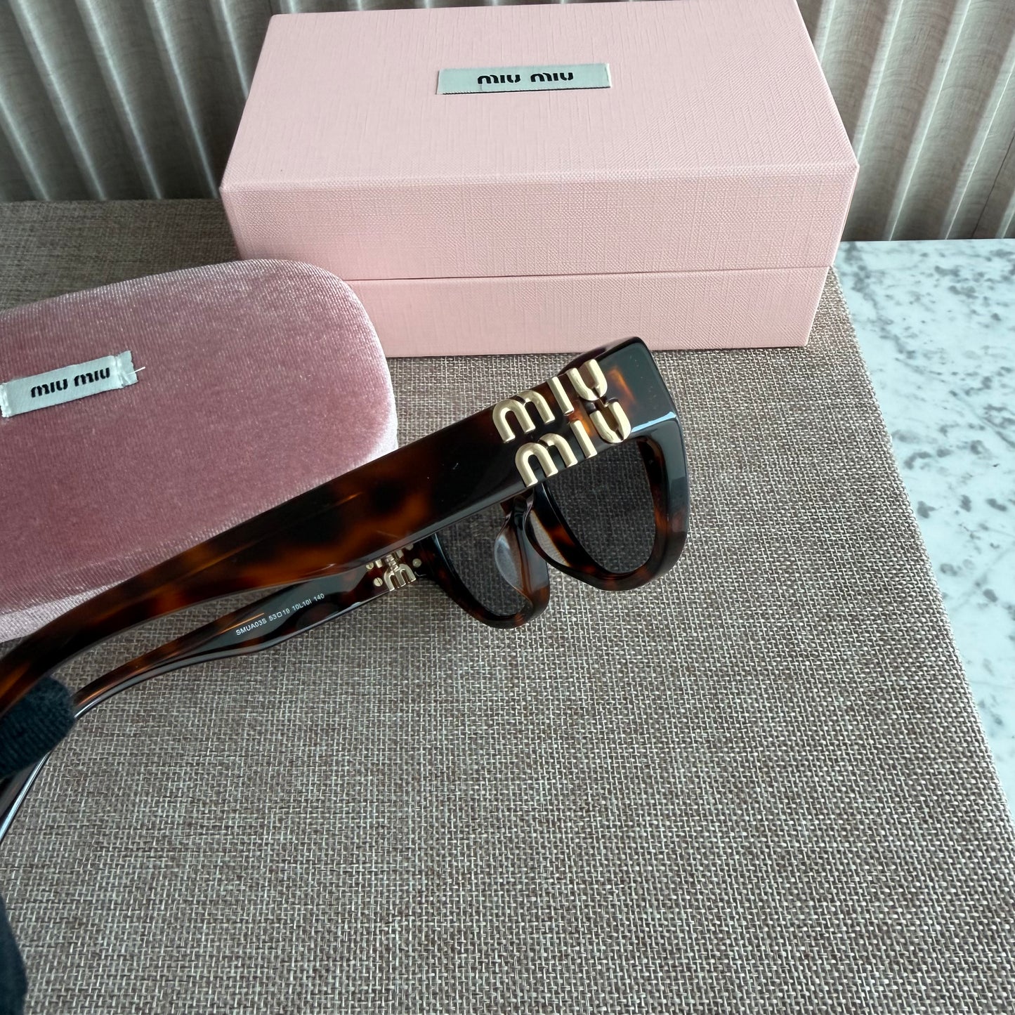 Lentes M-iu M-iu carey