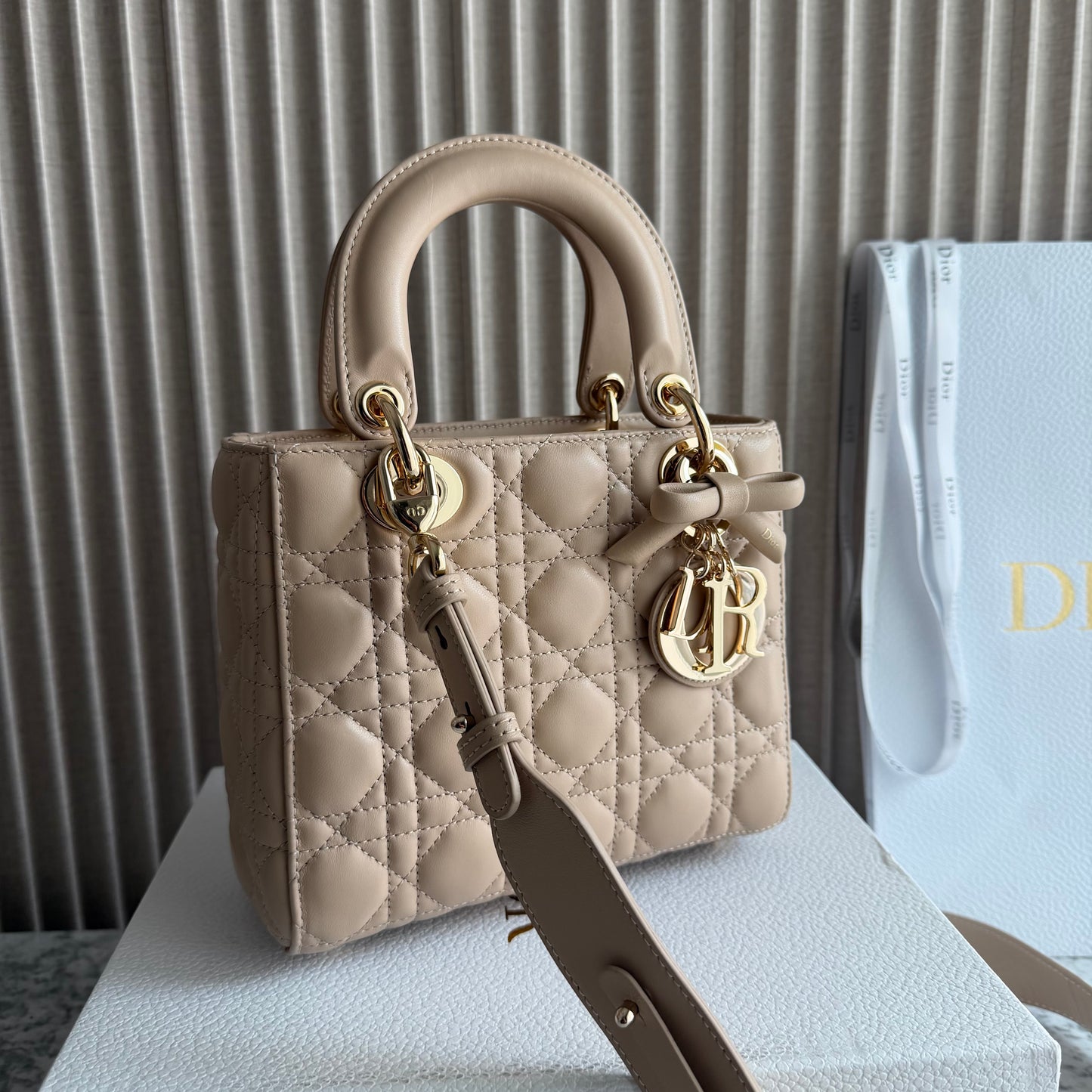 Bolso D-ior piel color beige