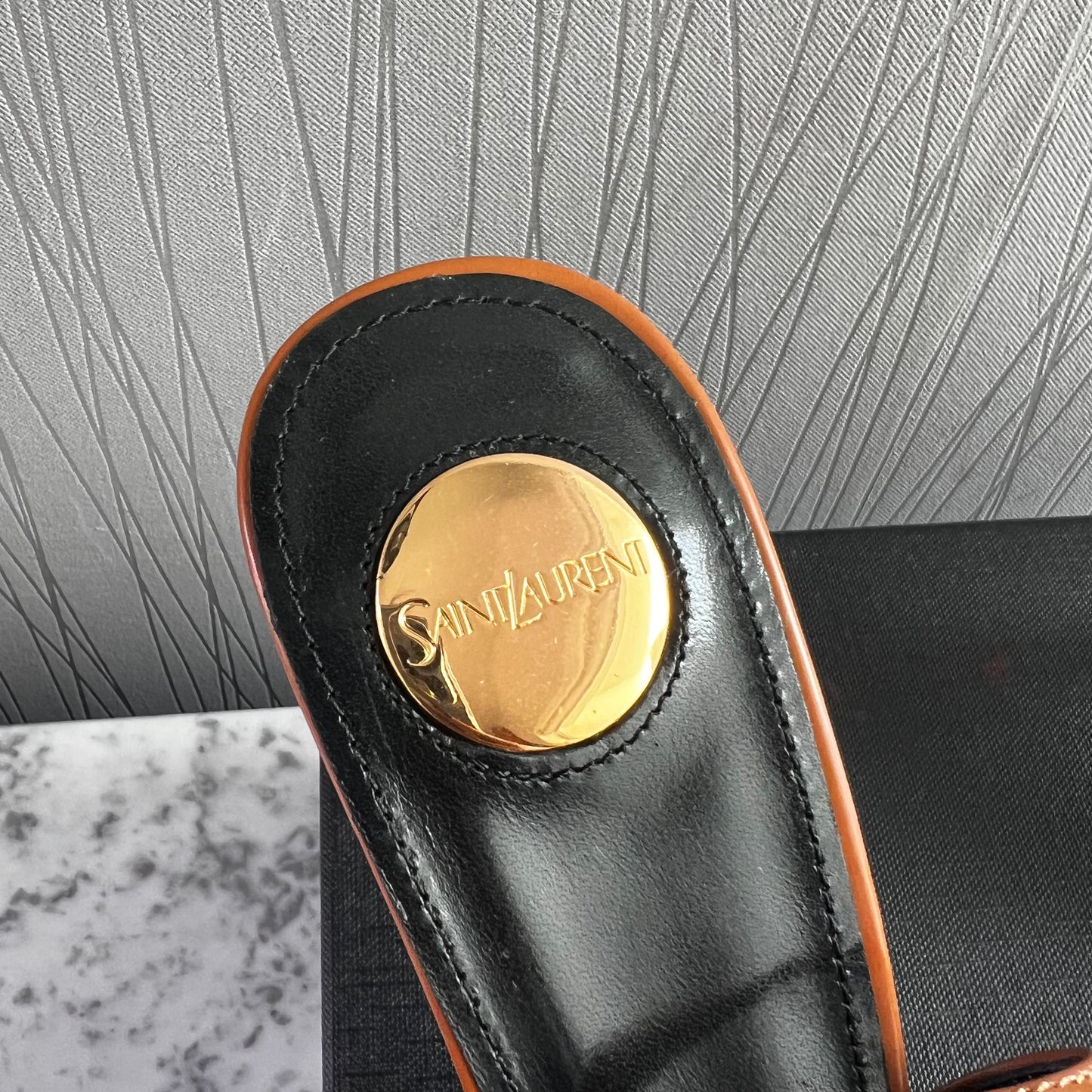 Zapatillas Y piel color camel