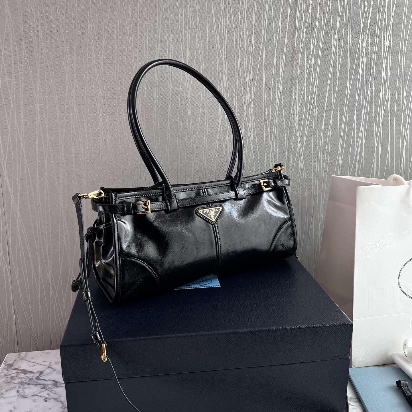 Bolso P-rada piel color negro