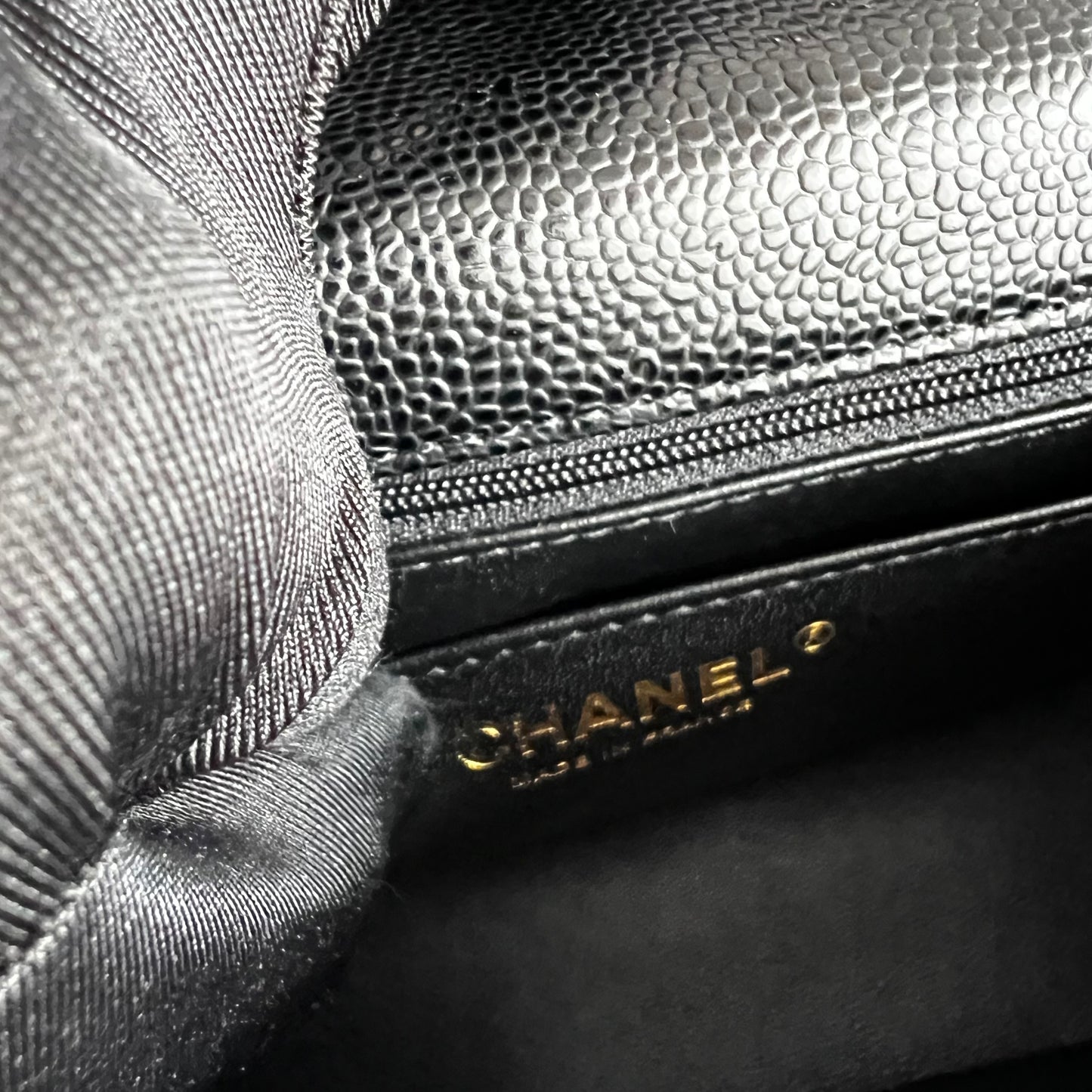 Bolso C-hanel piel caviar color negro