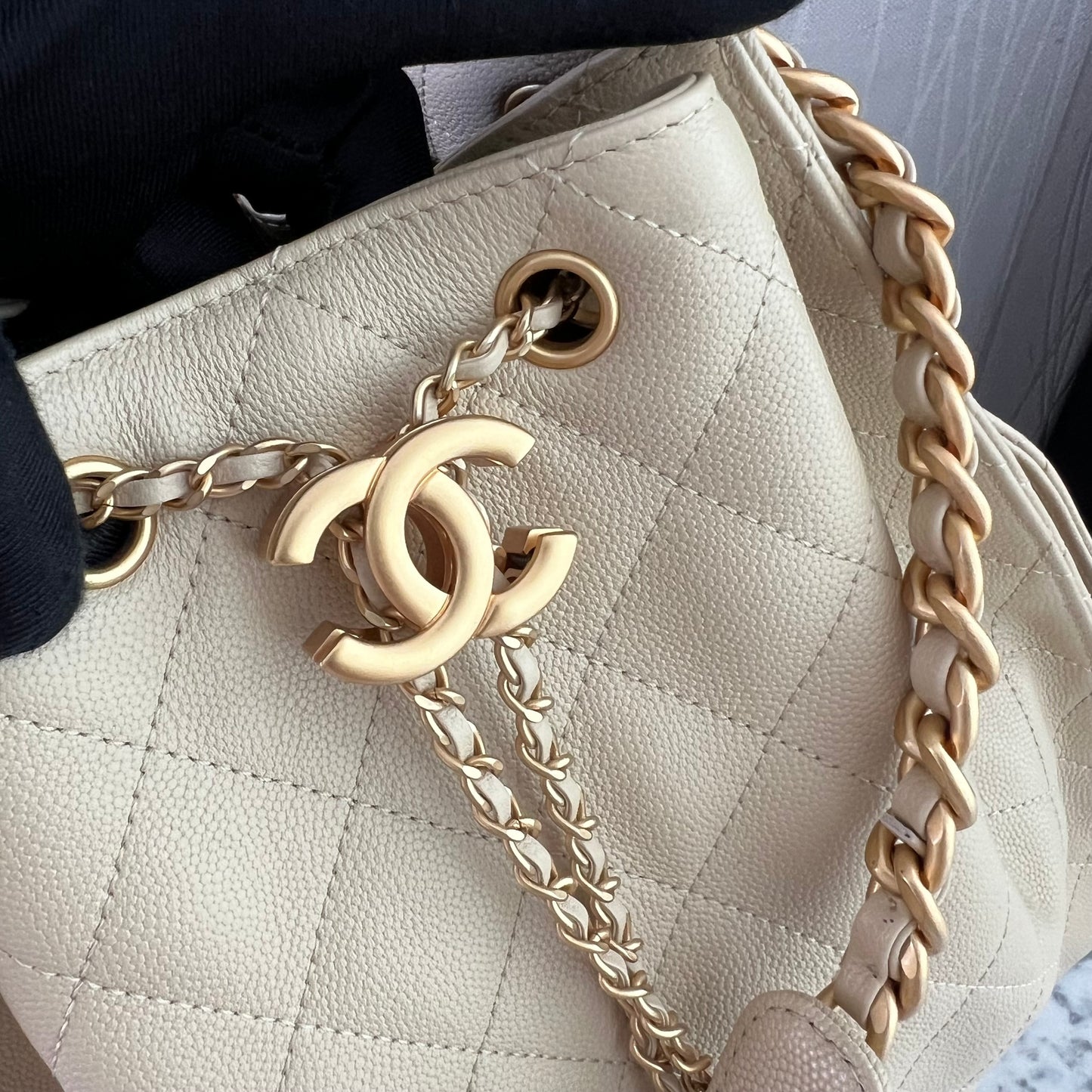 Bolso C 2-5 piel granulada color beige