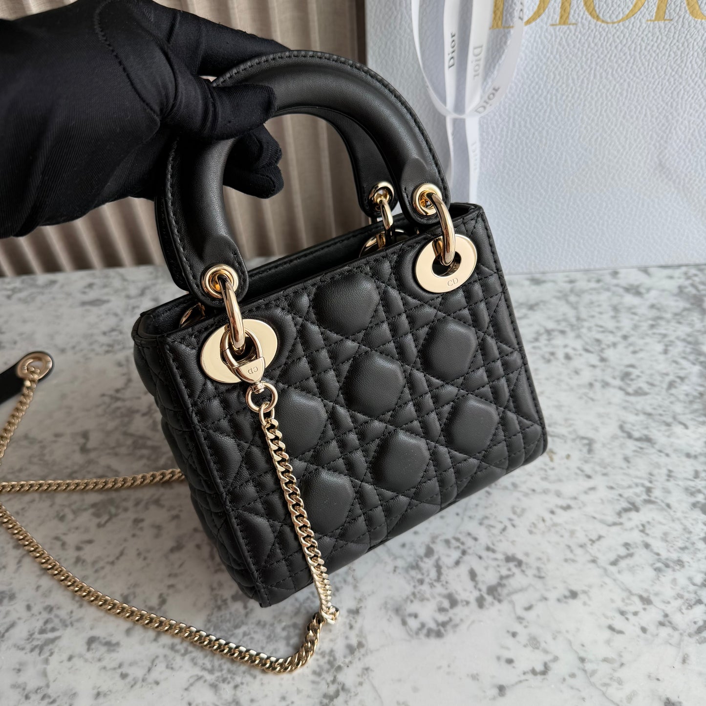 Bolso C-D-ior piel color negro