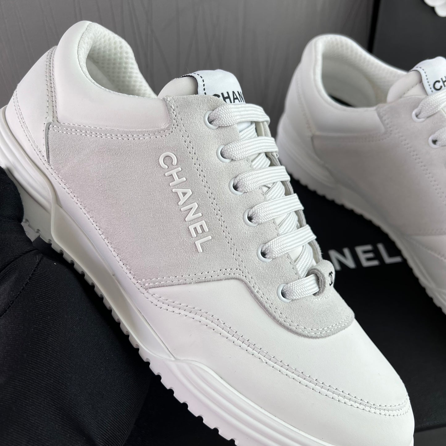 Sneakers C piel blancos