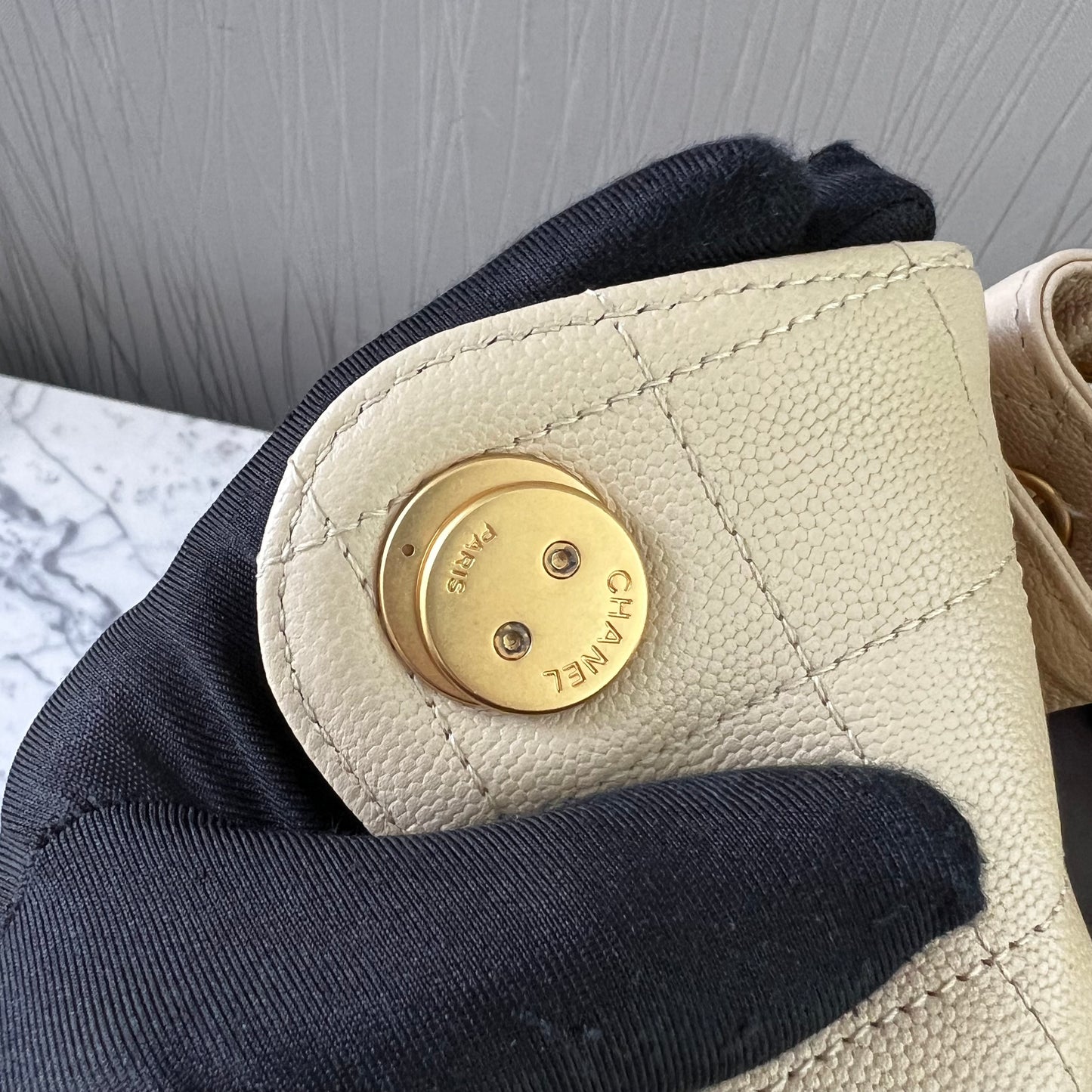 Bolso C 2-5 piel granulada color beige