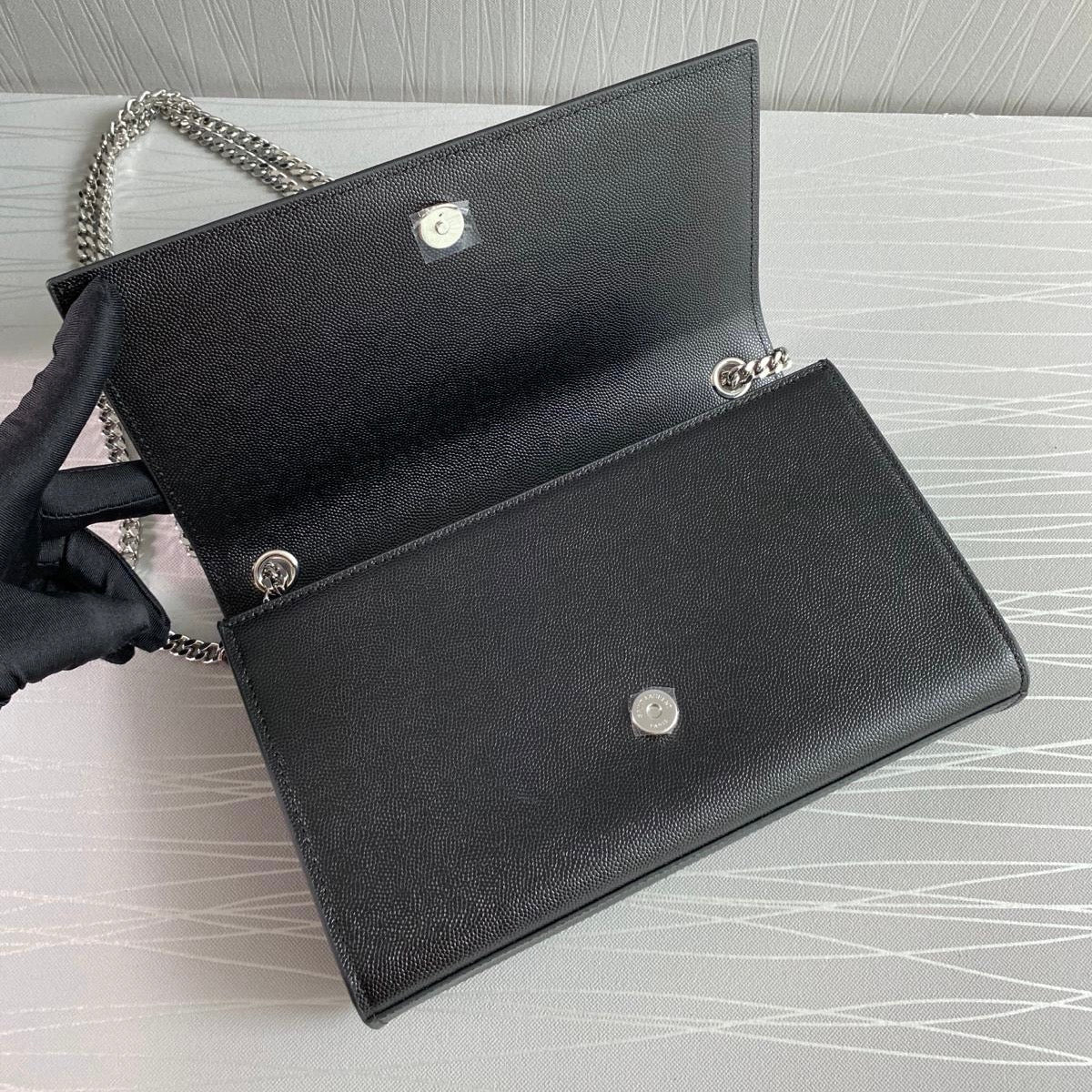 Bolso Y piel grained color negro
